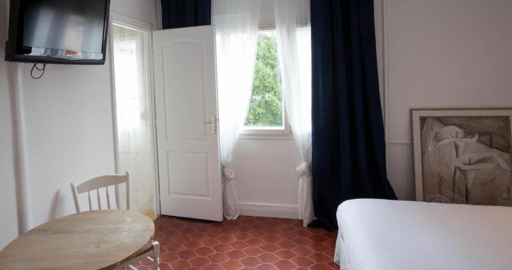 Moodz Hotel Vienne Pont-Eveque Екстер'єр фото