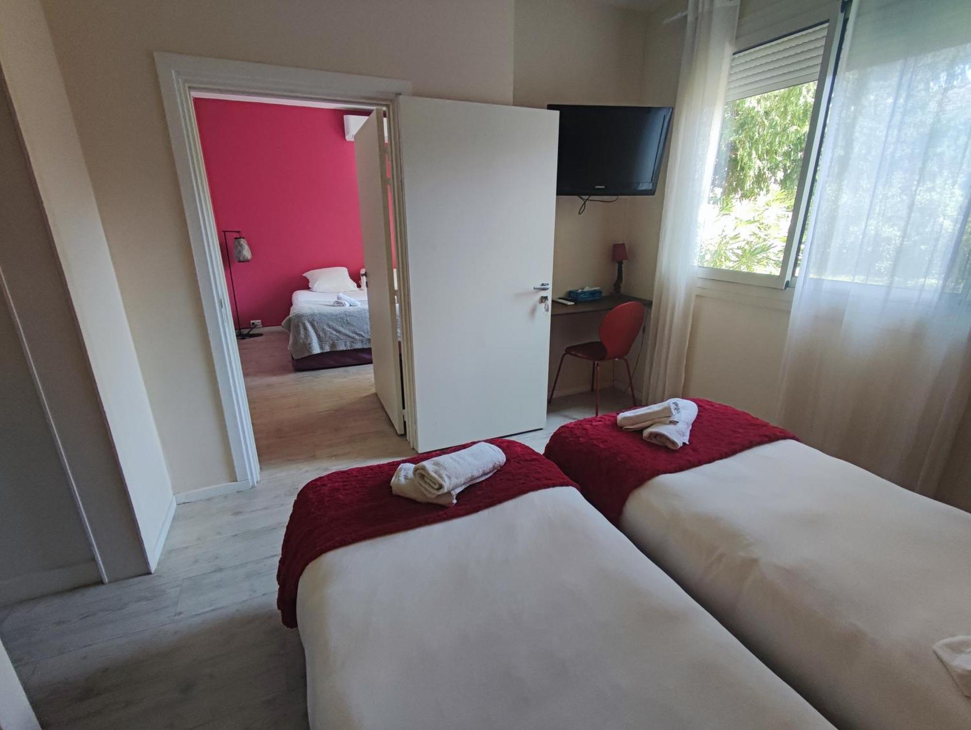 Moodz Hotel Vienne Pont-Eveque Екстер'єр фото